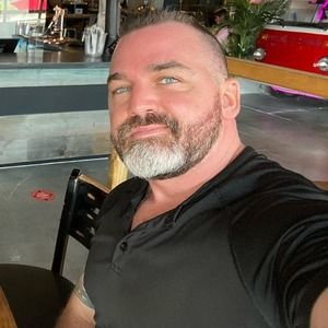 Meet your Posher, Christopher